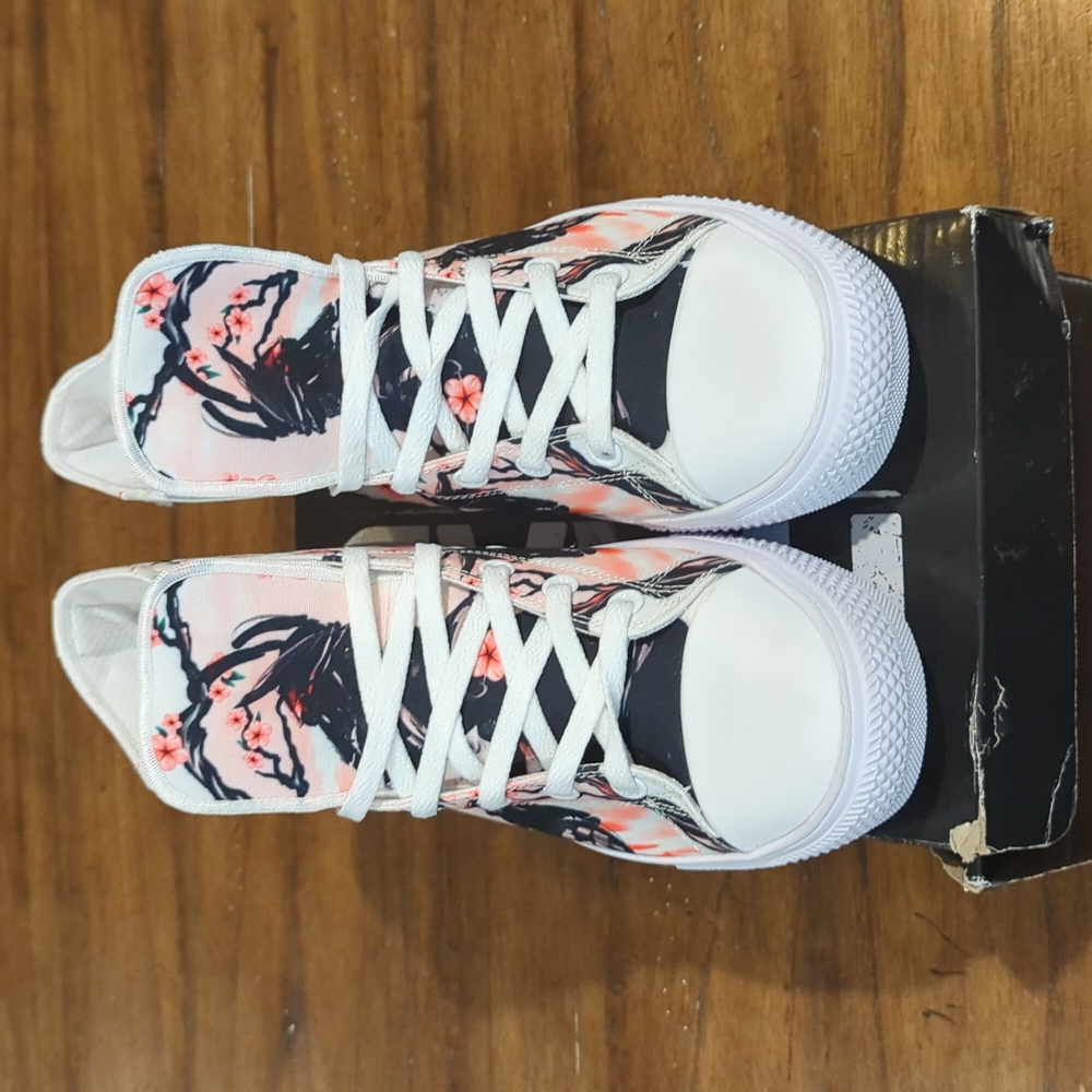 RAAD shop samurai and pink flowers shoes size 9.5